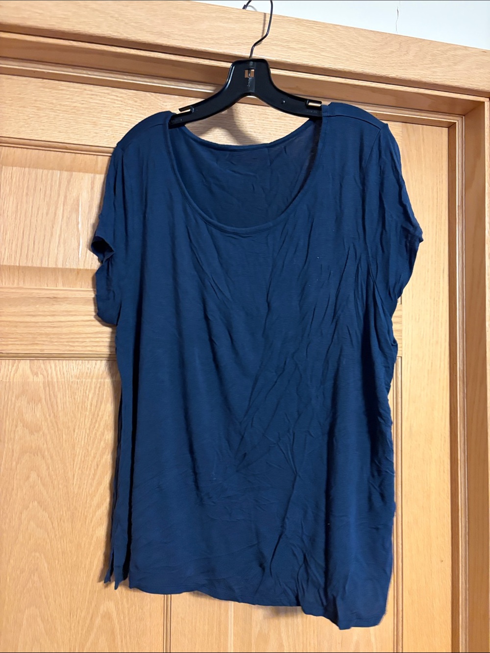 Women's Navy Scoop Neck Short Sleeve Top